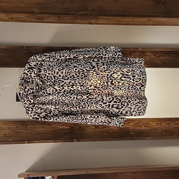 Chico's Tops - Chicos leopard button up shirt